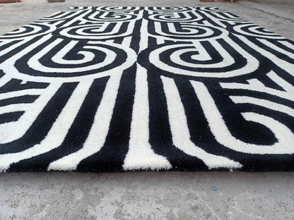 Geometric Handmade Oriental Area Rug